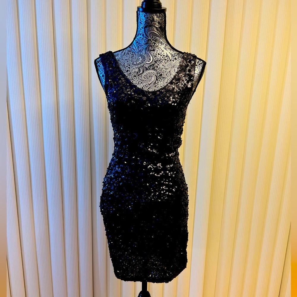 Black sequined amber blue, size L